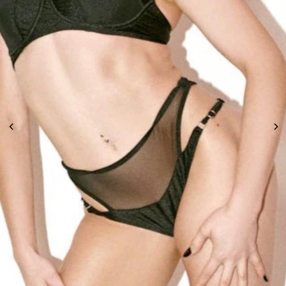 CXIX Classique Doubled Up Bottoms Black in size SMALL